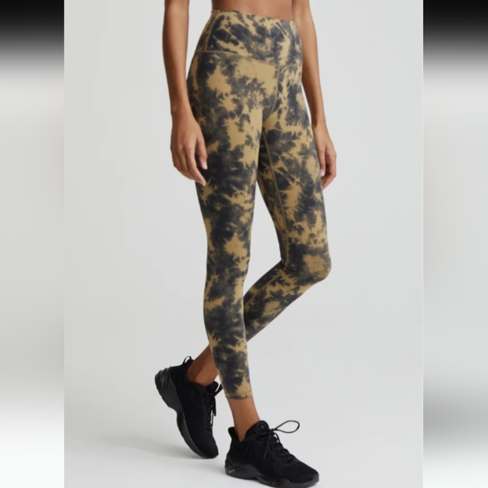Varley Let's Go Highrise Leggings Sz XS Green Tan Tie Dye Compression